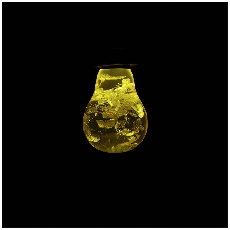 E.P Light Bulb Handmade Resin Led Yellow Hydrangea Bulb for Holiday Gifts Home Coffee Shop Decorations (2)
